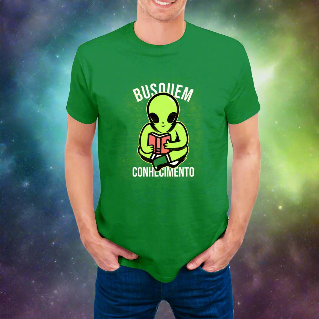 ET Bilu Brazilian Folklore Funny T-Shirt • Brazil Pop Meme "Busquem Conhecimento" Alien Tee Shirt