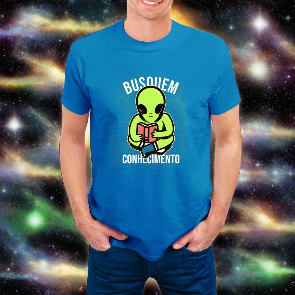 ET Bilu Brazilian Folklore Funny T-Shirt • Brazil Pop Meme "Busquem Conhecimento" Alien Tee Shirt