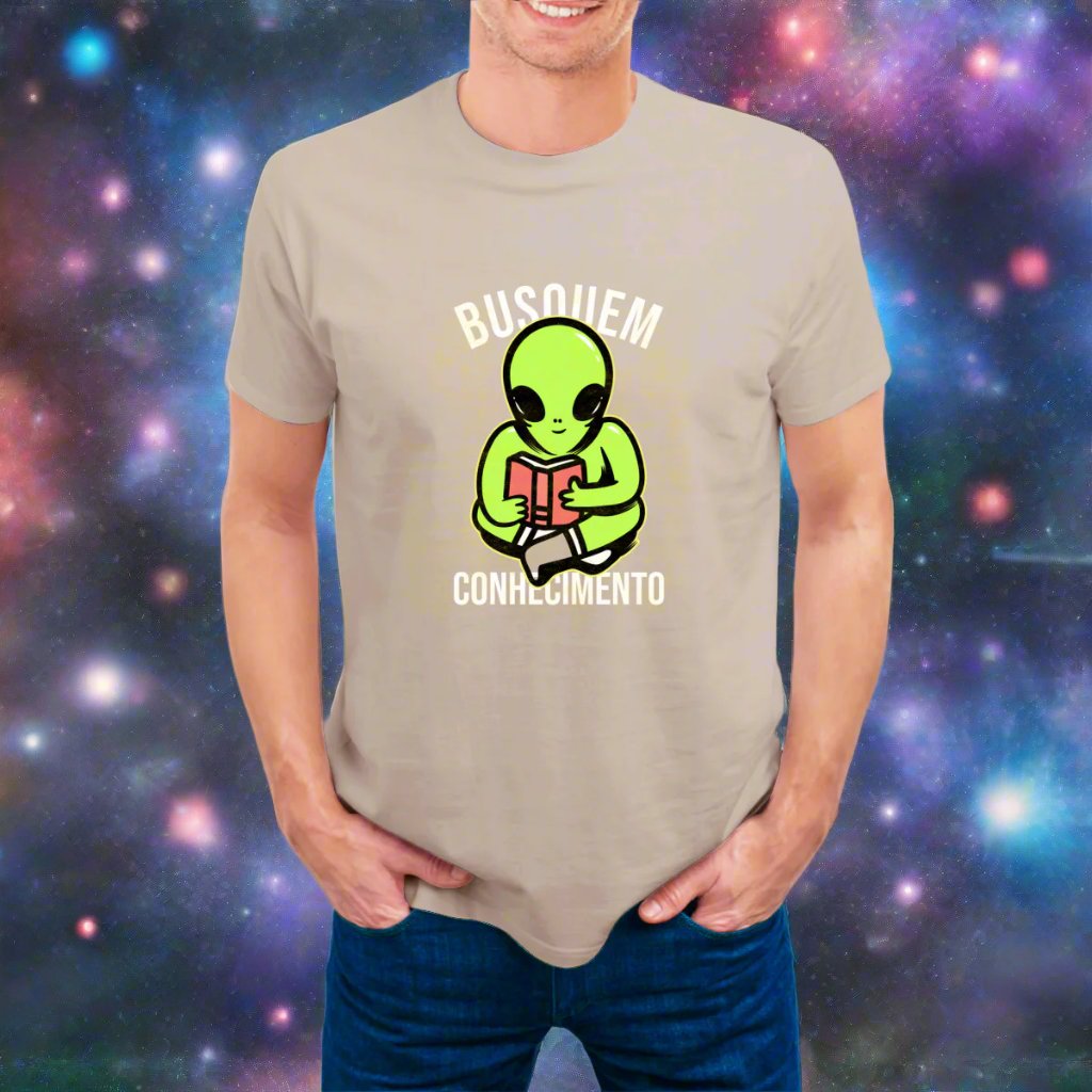 ET Bilu Brazilian Folklore Funny T-Shirt • Brazil Pop Meme "Busquem Conhecimento" Alien Tee Shirt